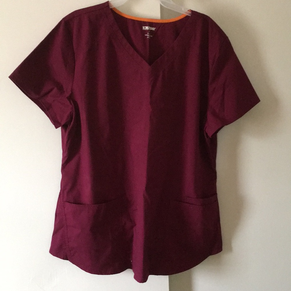 Women’s scrub top